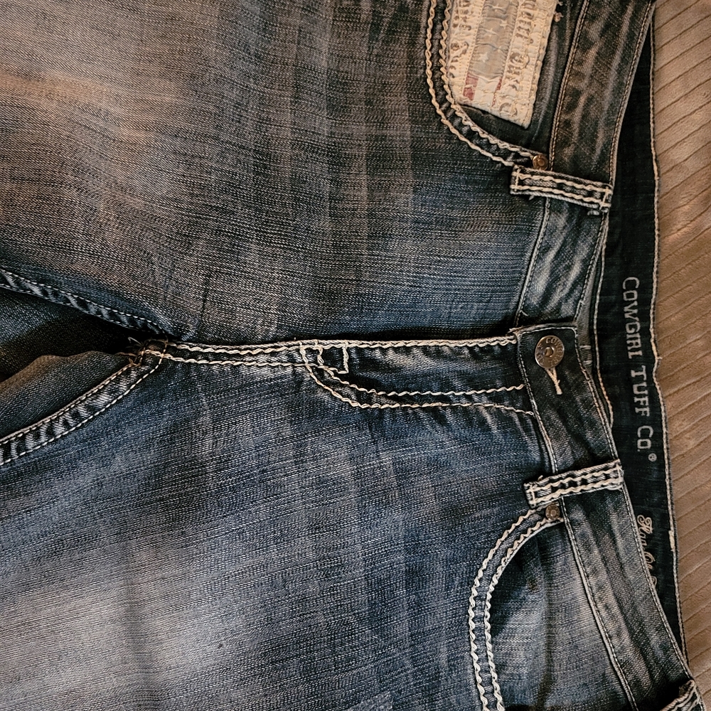 Cowgirl Tuff JEANS